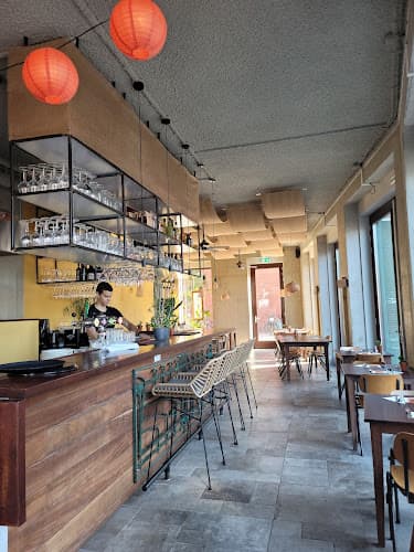 Papa Thang – Street Food Bistro