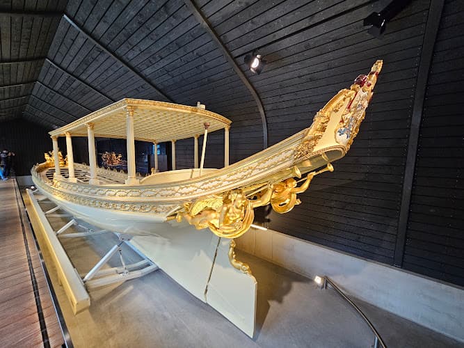 The king’s sloop