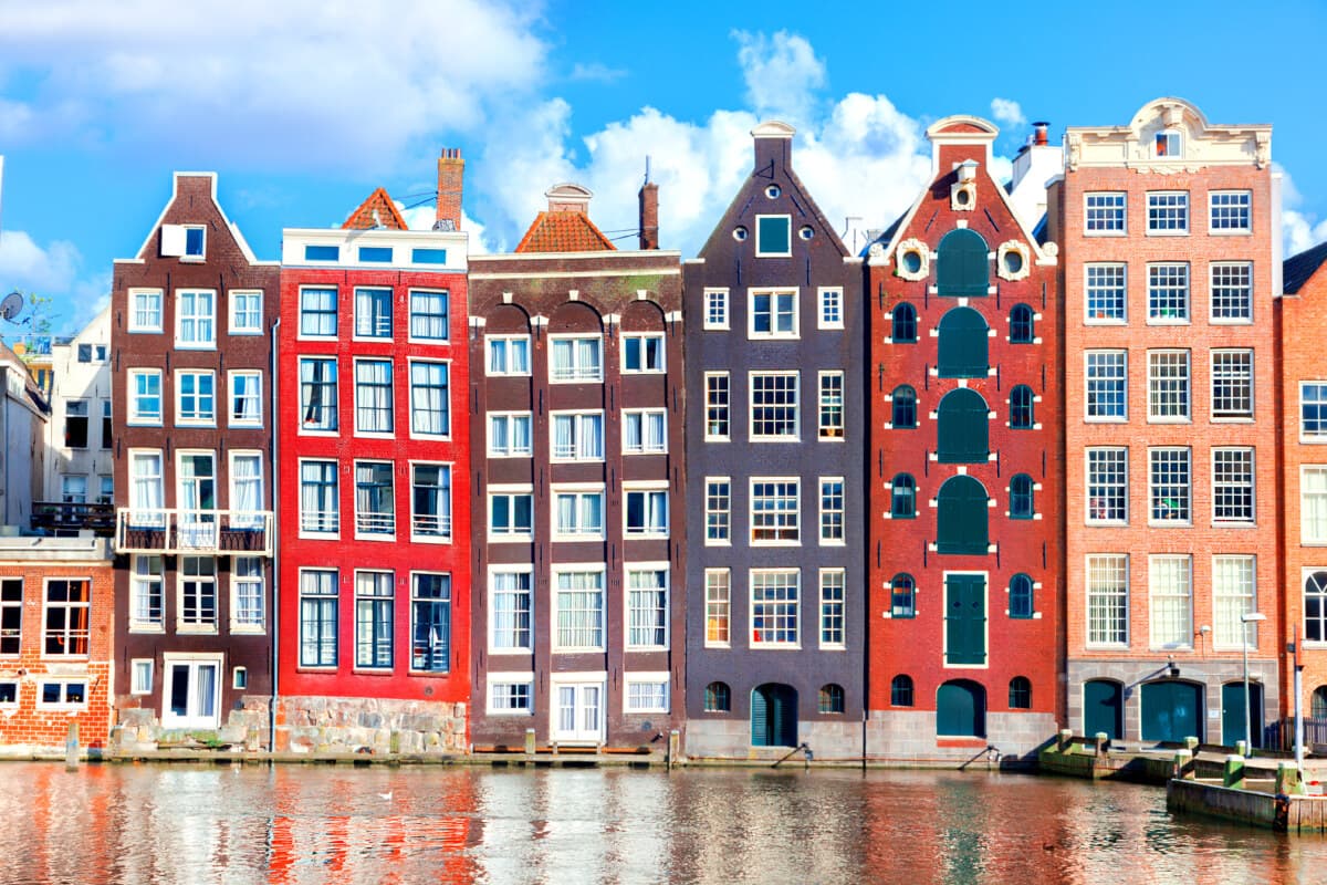 15 Historic Canal House Gable Stones You Shouldn’t Miss in Amsterdam