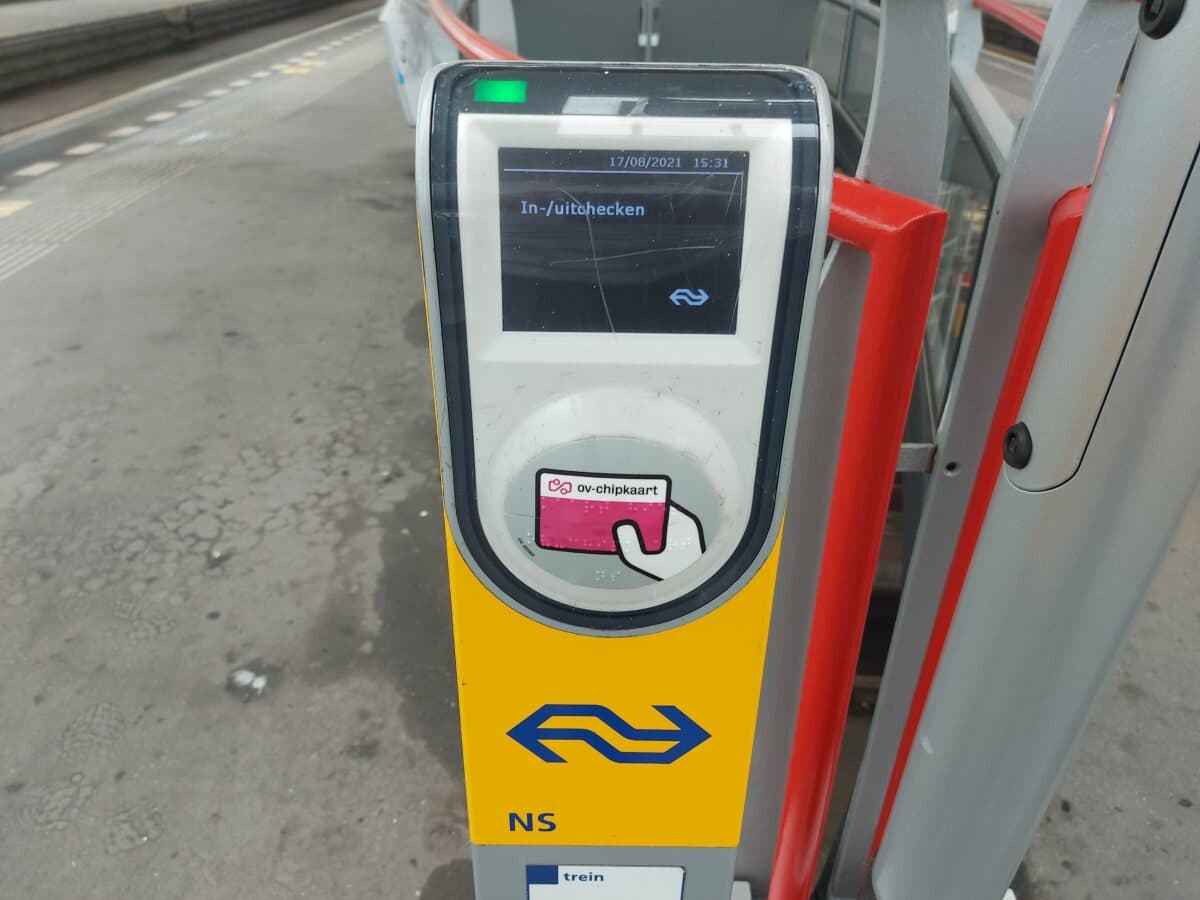 OVpay Complete Guide: Dutch Transport Cards Like a Local