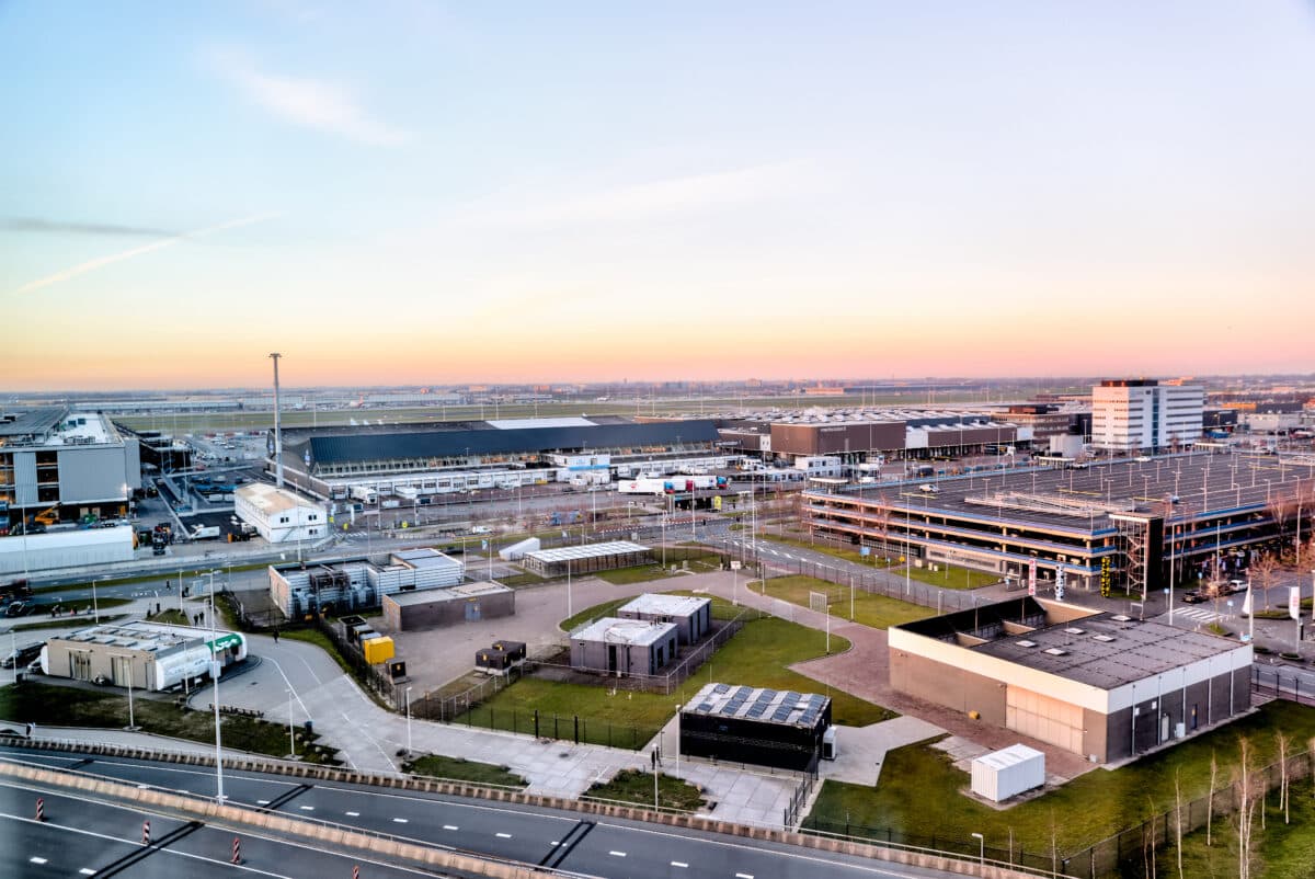 Amsterdam Schiphol Airport: The Complete 2026 Travel Guide
