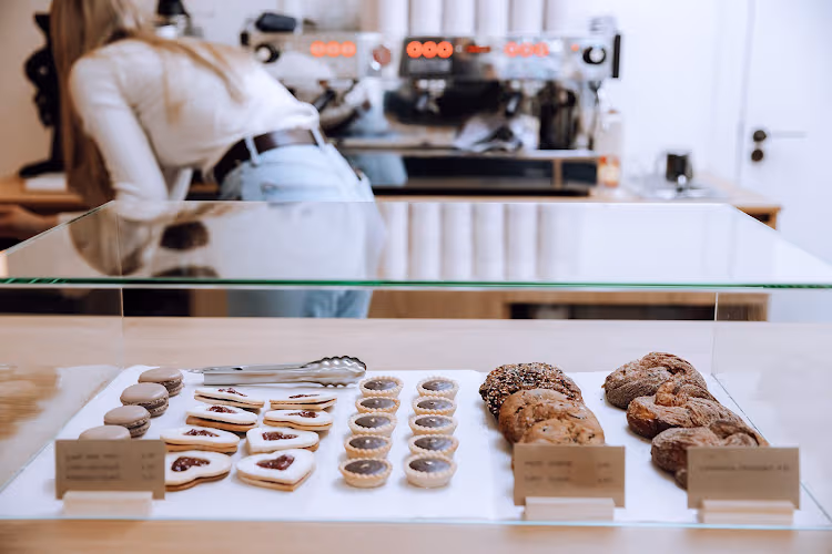 Clay Coffee Studio & Cafe – Coffee and Ceramics in De Pijp