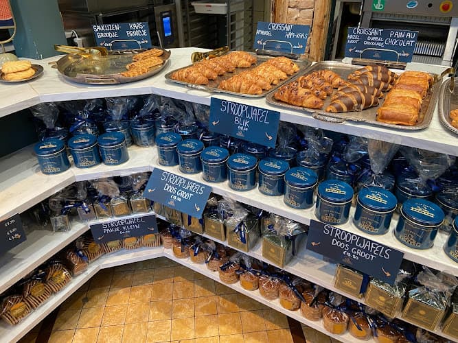 Hans Egstorf: Amsterdam’s Historic Stroopwafel Bakery Since 1898