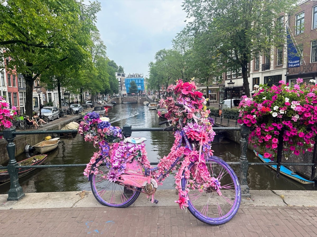 Amsterdam canal bikes and cycling culture