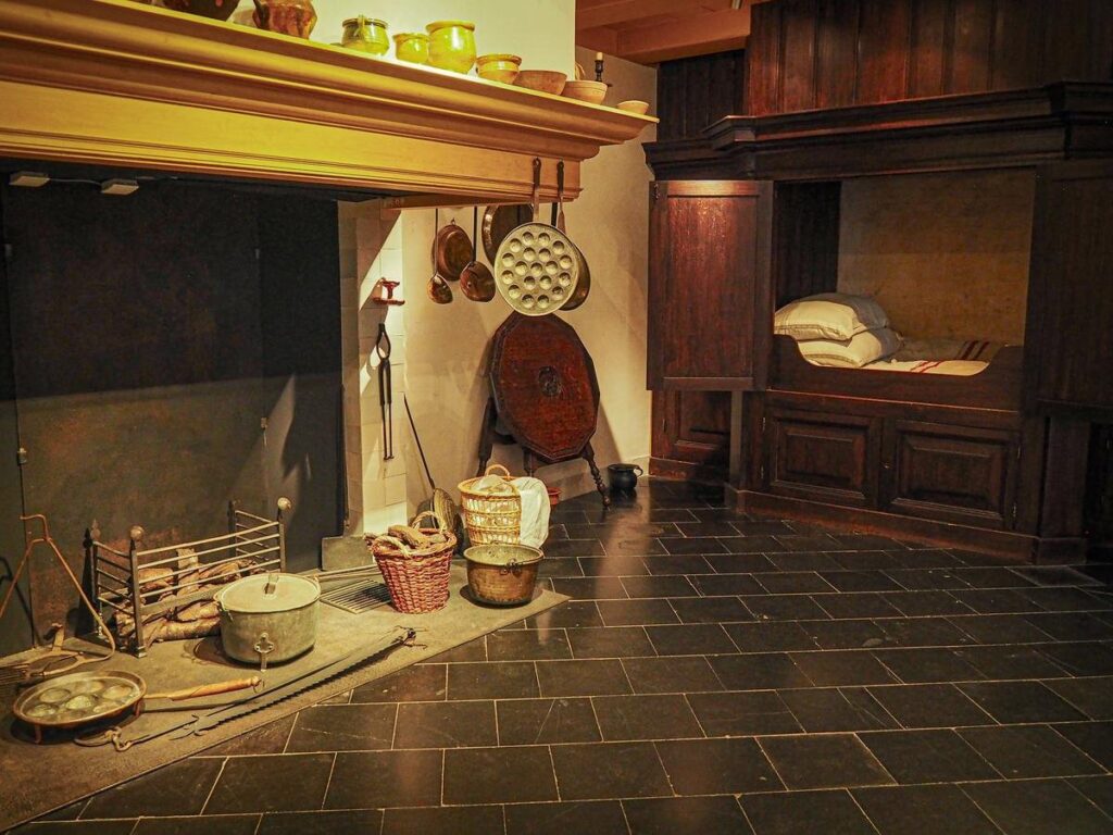 Rembrandt House Museum 7 Authentic 17th-century kitchen and bed box at Rembrandt House Museum in Amsterdam