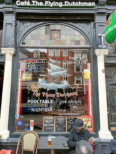 Café The Flying Dutchman: Authentic Brown Café Near Central Station