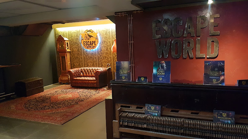 Escape World