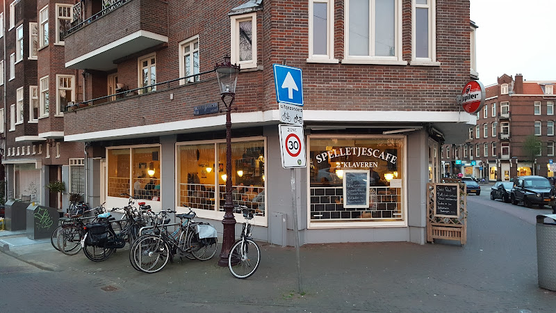 Tabletop game cafe "2 Klaveren" - Amsterdam