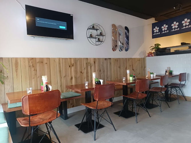 Yattsu sushi &delicous food