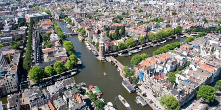 The Ultimate Guide to Visiting Amsterdam: Best Times, Hidden Gems, and Local Insights