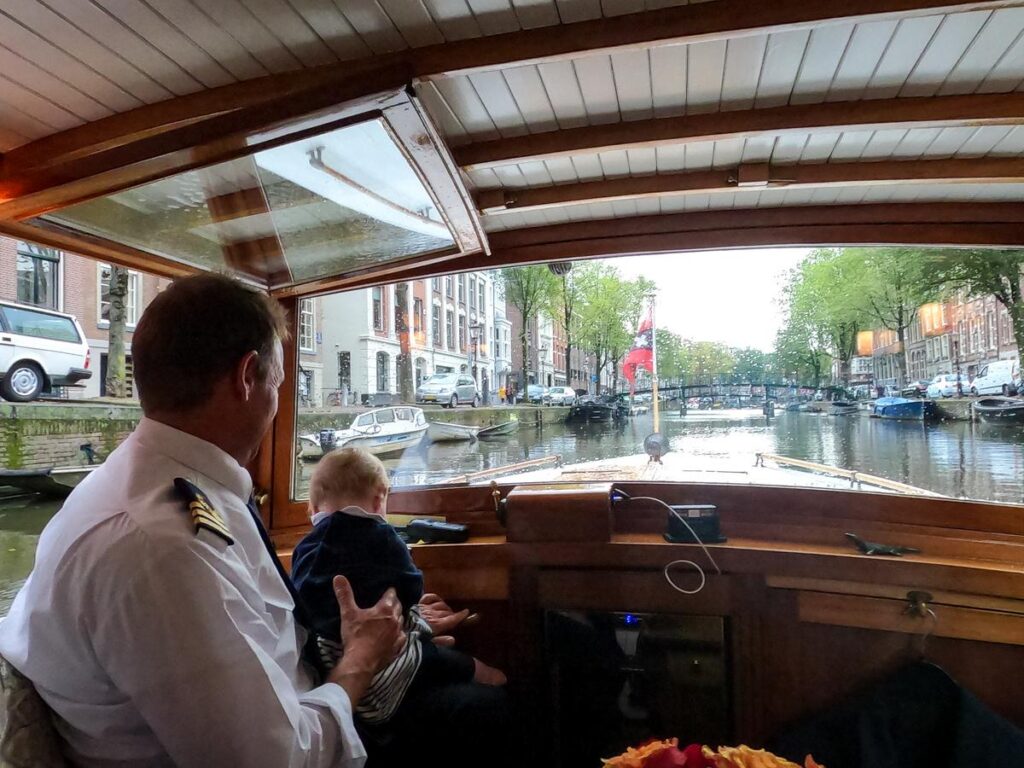 15 Iconic Amsterdam Canals: Explore the UNESCO World Heritage Waterways 26 Toddler on a Canal Cruise in Amsterdam