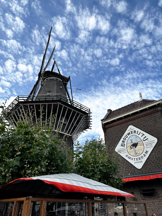 Brouwerij 't IJ 5 De Gooyer with Brouwerij 't Ij, Amsterdam