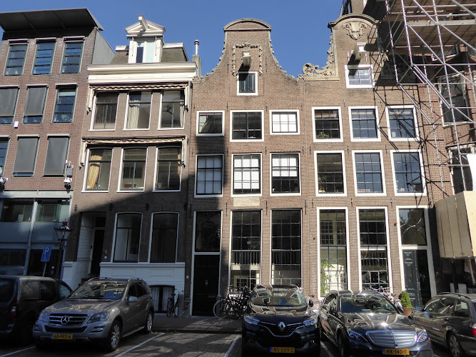 Descartes House