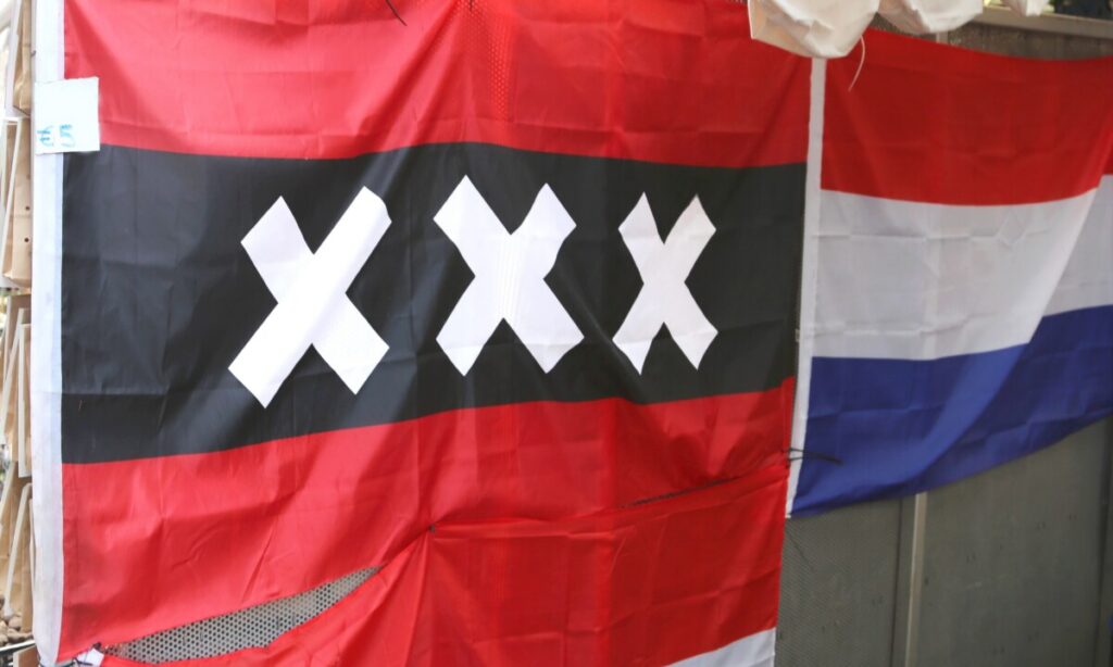 Flag of Amsterdam: 3 Striking Symbols Unveiled 3 Flag of Amsterdam city next to Netherlands flag